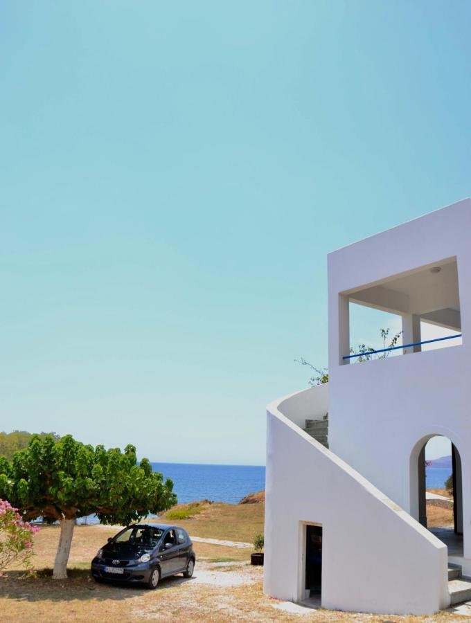 Beach House Set In A Beautiful Bay Karystos  Esterno foto