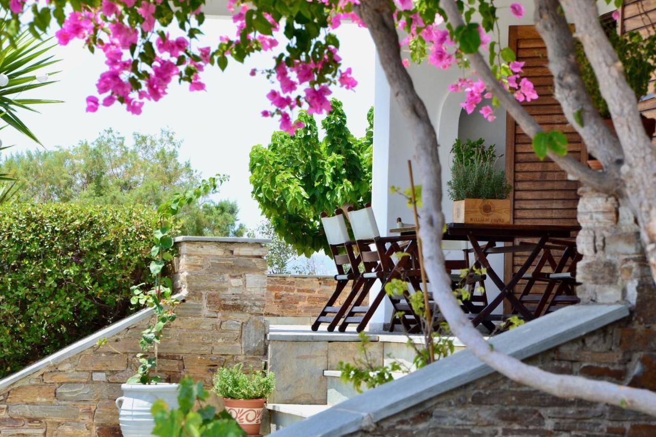 Beach House Set In A Beautiful Bay Karystos  Esterno foto