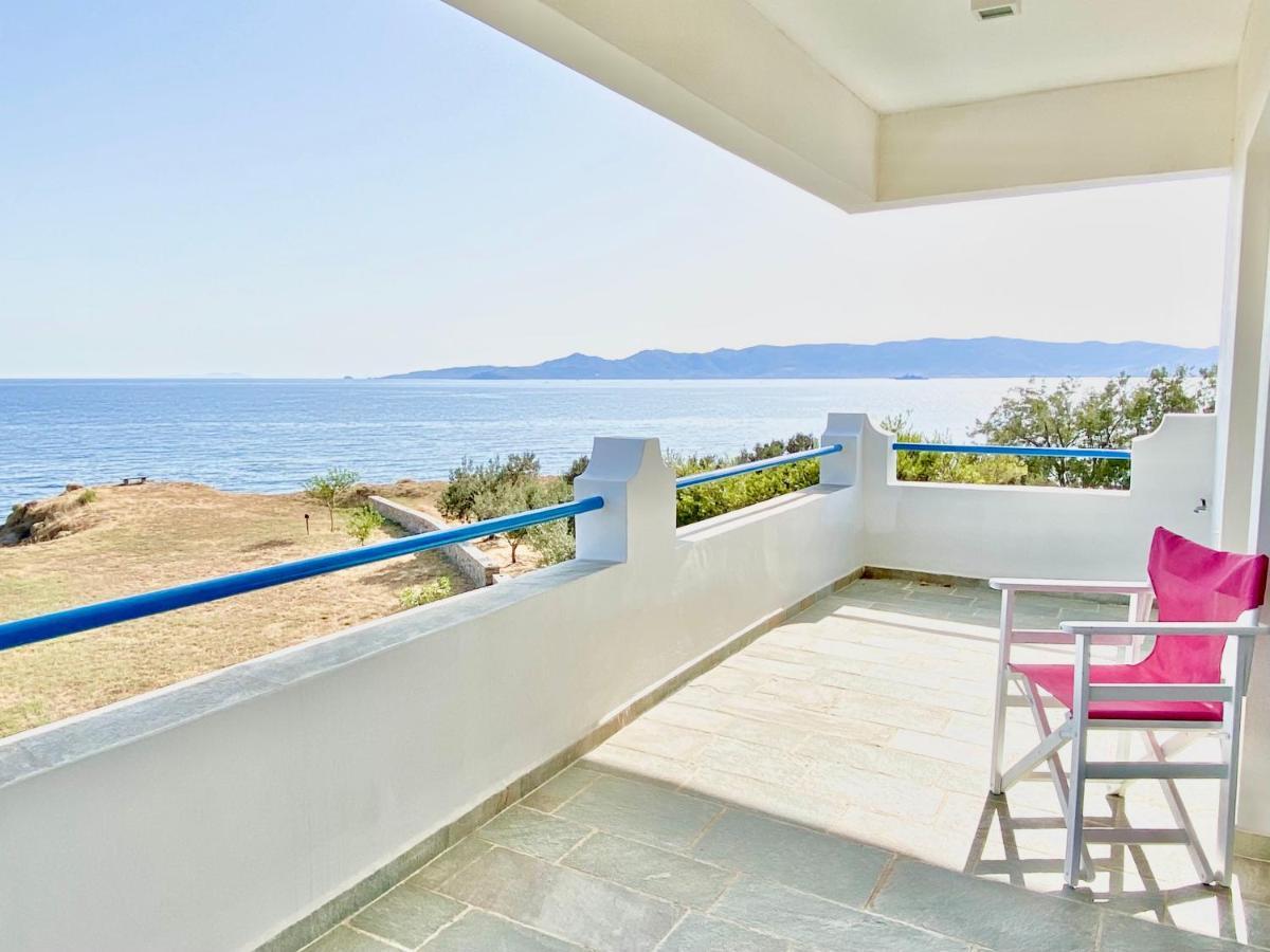 Beach House Set In A Beautiful Bay Karystos  Esterno foto